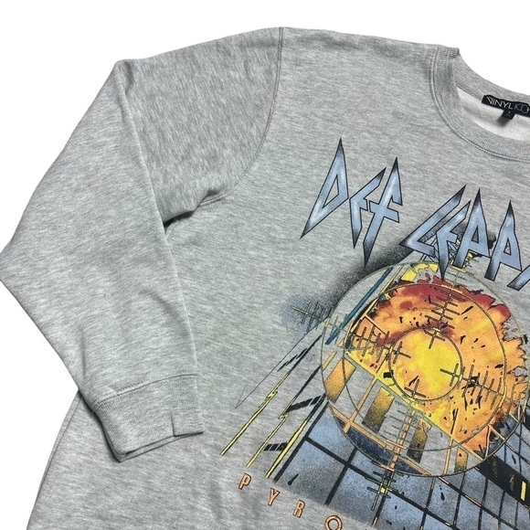 The Vinyl Icons “Def Leopard” Gray Crewneck Sweater S - Picture 2 of 9